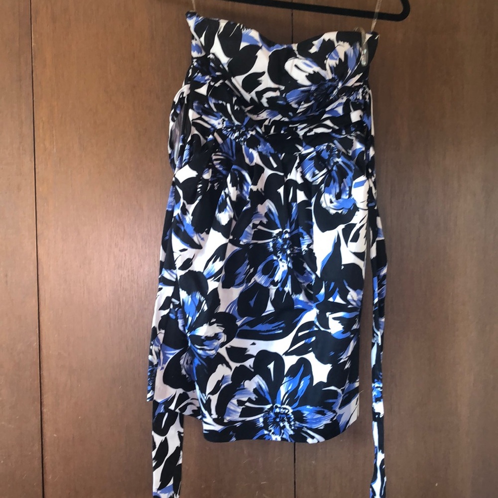 Cute summer dress w/ pockets!